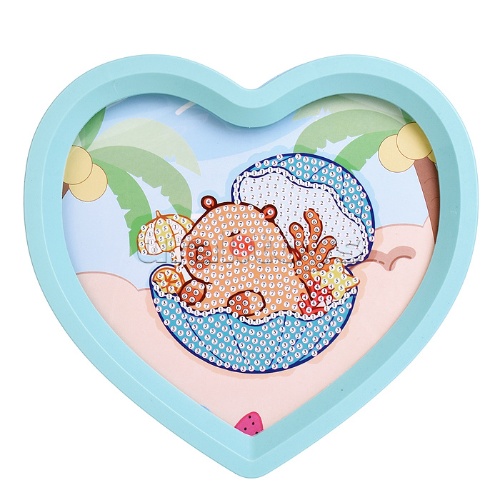 Мозаика алмазная "Капибара путешественница" 17*16см