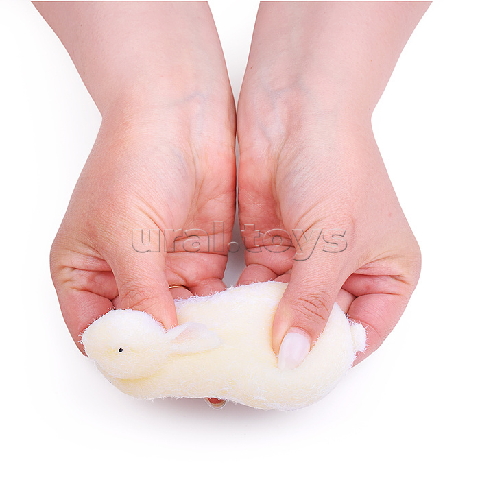 Игрушка-антистресс "Кролик с морковкой"