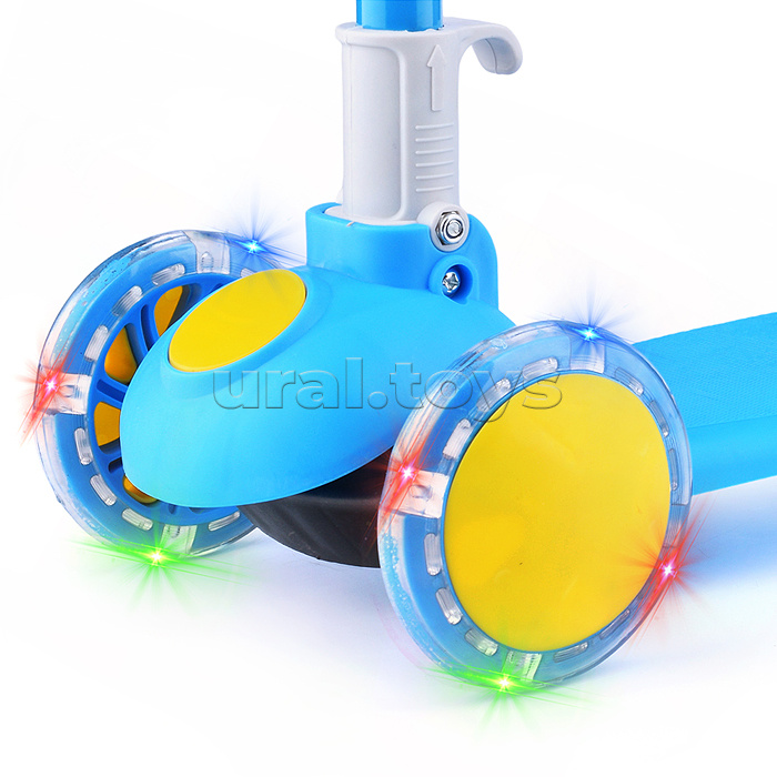 Самокат 3-х кол., голубой, светящиеся колёса, PVC, ABEC 7, в коробке