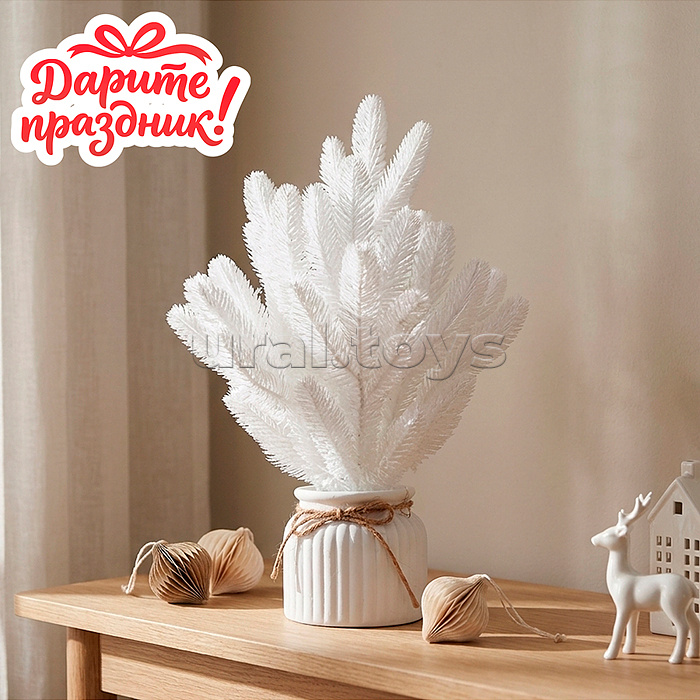Ель декоративная "Зимушка" 33 см