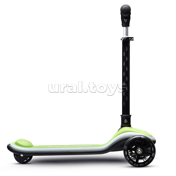 Самокат трёхколёсный ROCKET светящиеся колеса PU, дека, рулевая стойка, цвет черно-зеленый