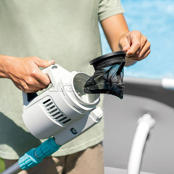 Вакуумный пылесос для чистки бассейна на аккумуляторах с ручкой 2.8м, 28628 INTEX