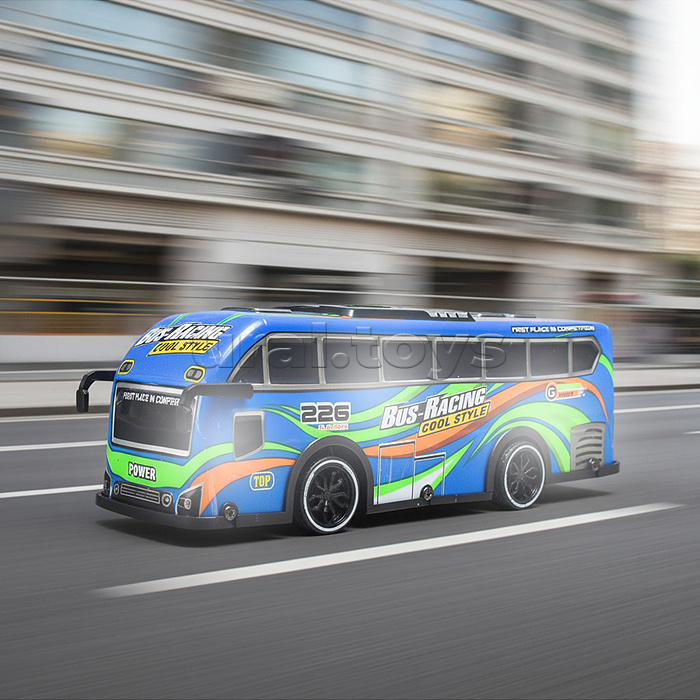 Машина "Легенда дорог" 1:18, свет, звук, в коробке