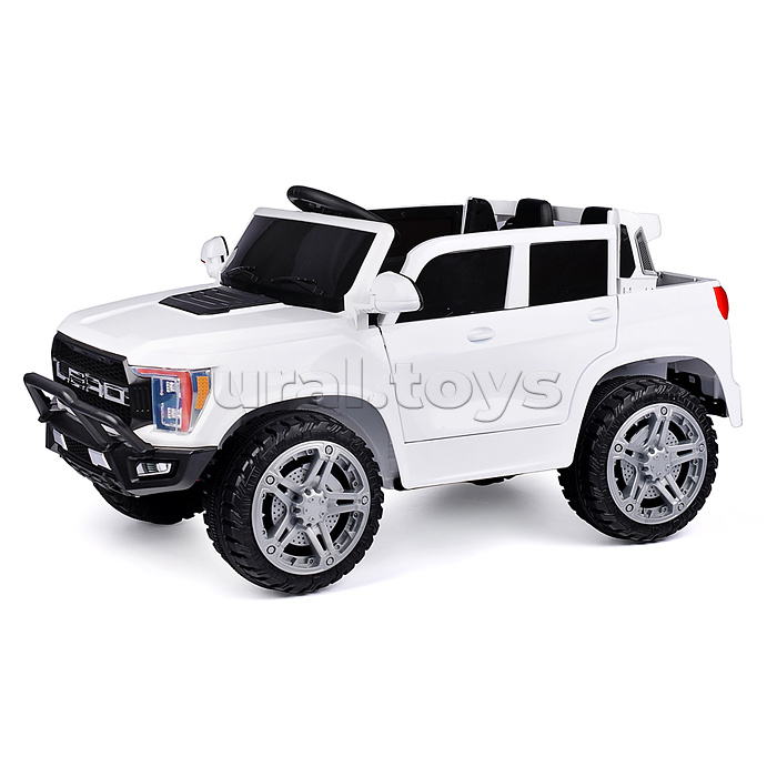 Электромобиль "Городской гигант" на аккумуляторе, с р/у управлением, в коробке (белый)