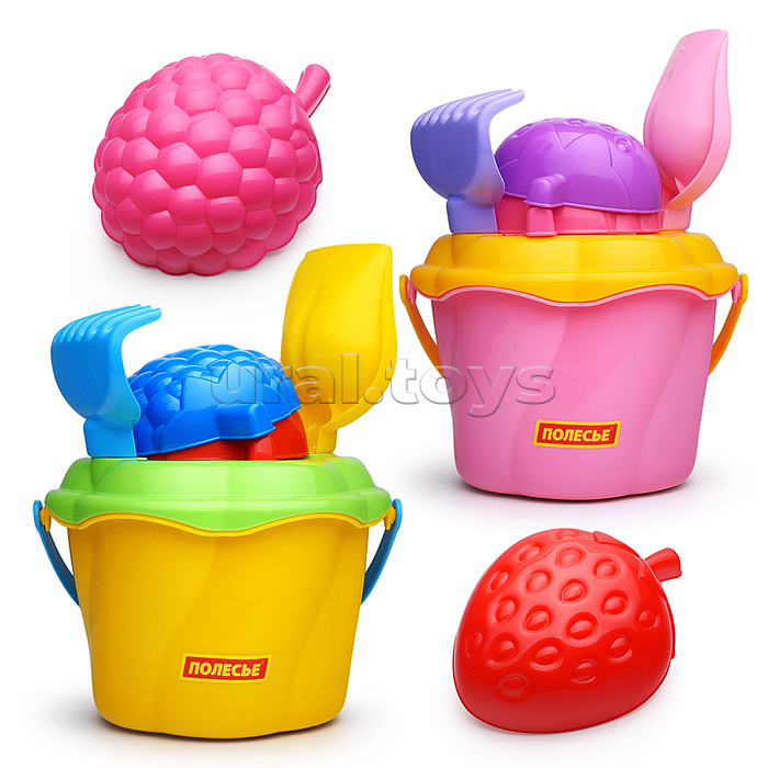 Набор №662: ведро-цветок среднее №4, сито-цветок среднее №4, лопатка №5, грабельки №5, формочки (клубника + малина)