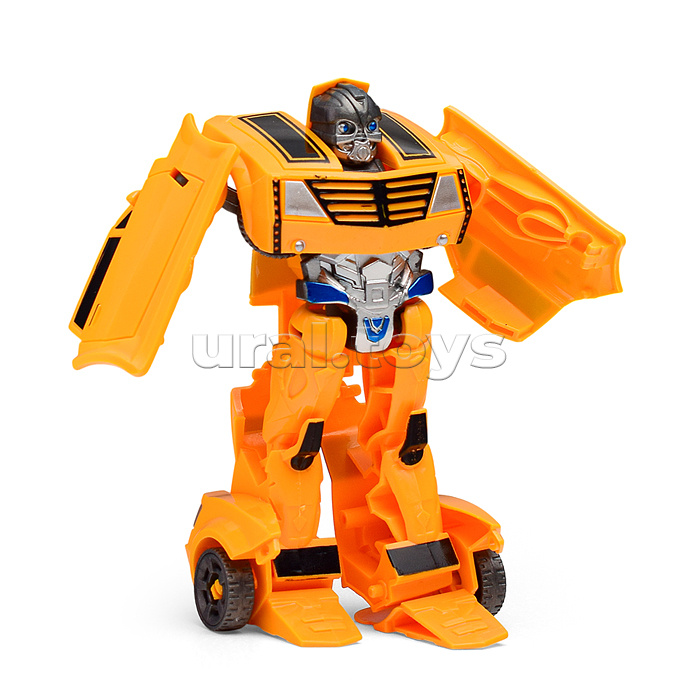 Робот трансформирующийся, в машину