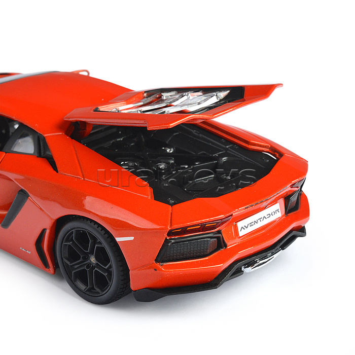 Машина Lamborghini Avendator LP 700-4 1:24 в ассортименте