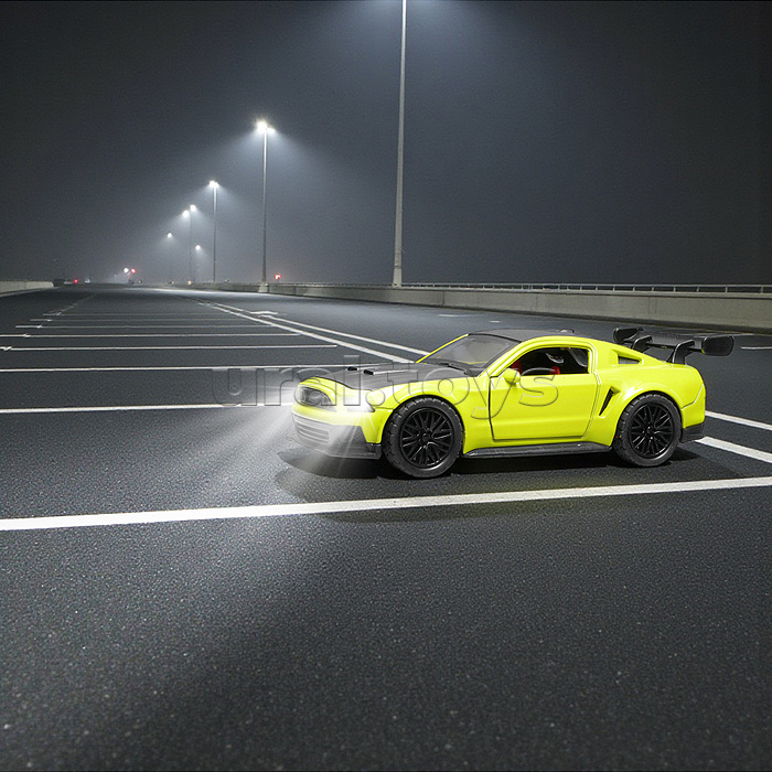 Машина "Спорт авто" со спойлером, в коробке