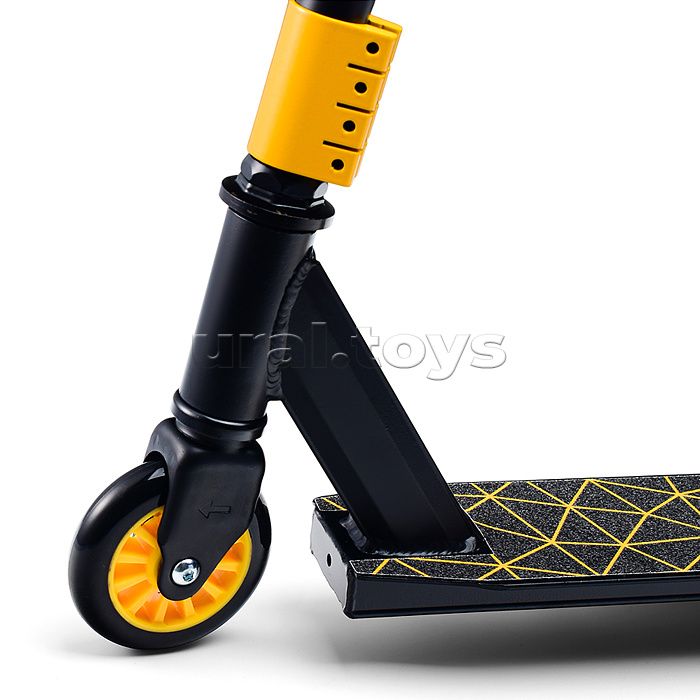 Самокат-снегокат трюковой в коробке (золотой)