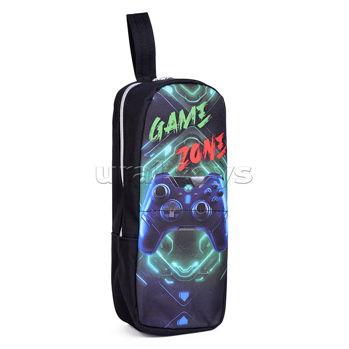 Пенал "Gamer" 21x9x6 см, прямоугольный вертикальный для 60 предметов, плотный износостойкий полиэстер с водоотталкивающей пропиткой, на молнии, фиксация в открытом виде магнитом, с каучуковой аппликацией, с петлей Пенал "Gamer" 21x9x6 см, прямоугольный вертикальный для 60 предметов, плотный износостойкий полиэстер с водоотталкивающей пропиткой, на молнии, фиксация в открытом виде магнитом, с каучуковой аппликацией, с петлей