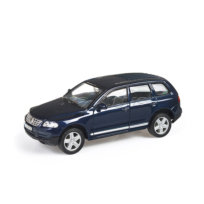 Машинка 1:31 Volkswagen Touareg, пруж. мех., цв. в асс. Машинка 1:31 Volkswagen Touareg, пруж. мех., цв. в асс.
