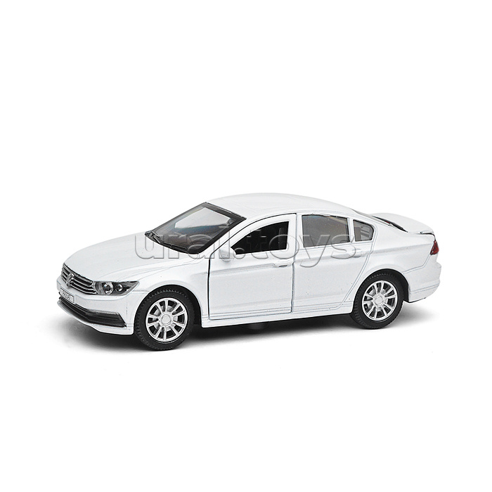 Машина металл Volkswagen passat 12 см, двери, багаж, инерц, белый