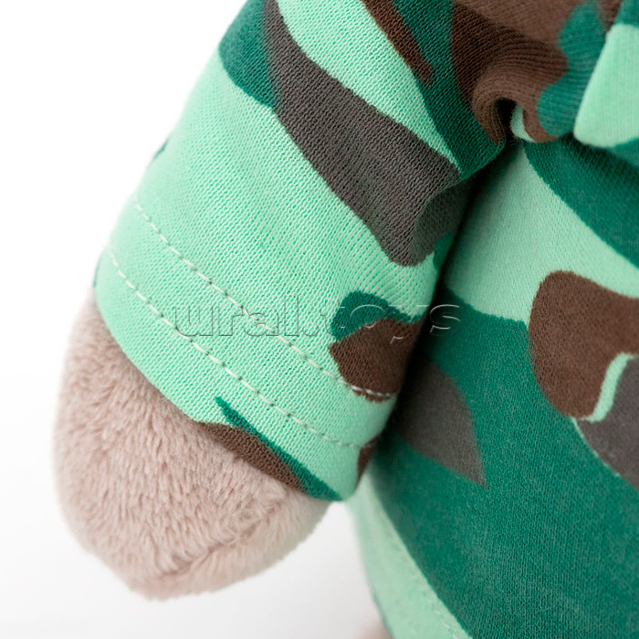 Бегемот: В армейской футболке 30