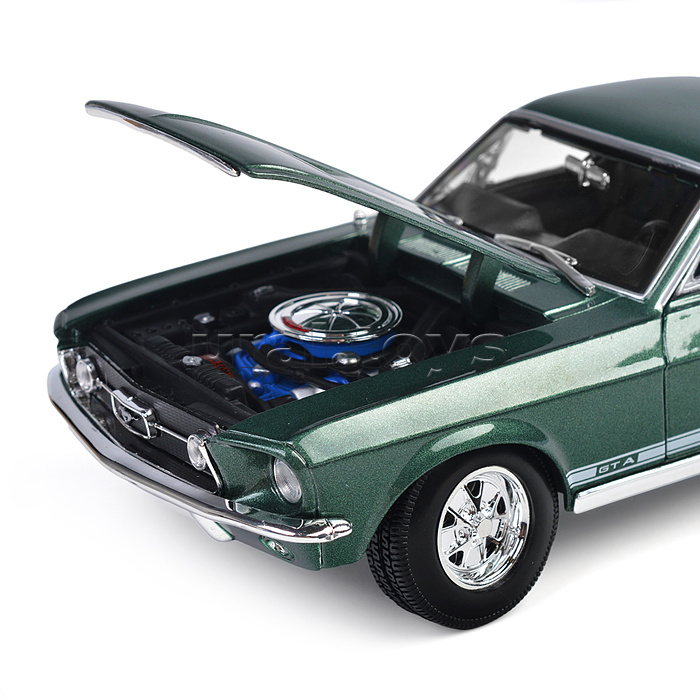 Машинка die-cast 1967 Ford Mustang Fastback, 1:18, тёмно-зеленая, открывающиеся двери