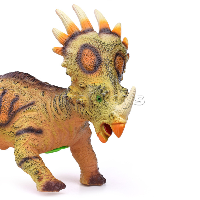 Динозавр "Риноцератопс" на батарейках, в коробке