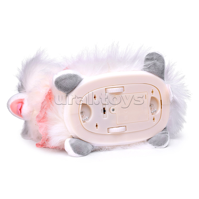 Собака "Пушистик" (поет, ходит, крутится, повторяет) в пакете