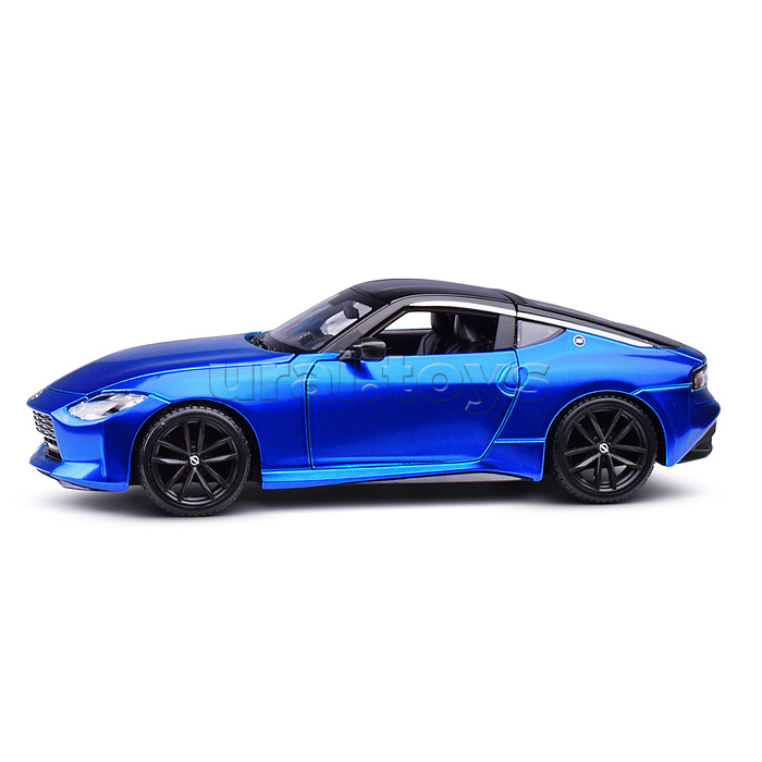 Машинка die-cast 2023 Nissan Z, 1:24, синяя, открывающиеся двери Машинка die-cast 2023 Nissan Z, 1:24, синяя, открывающиеся двери