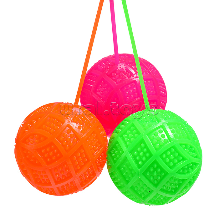 Игрушка-пищалка "Узорный круглик" (7,5 см) в коробке