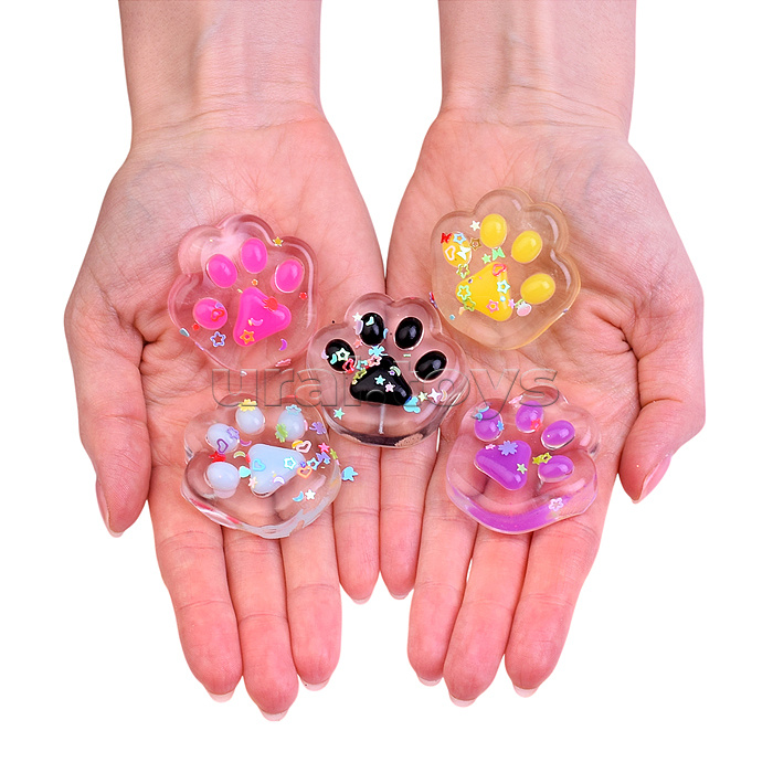 Игрушка-антистресс "Лапа с декором""