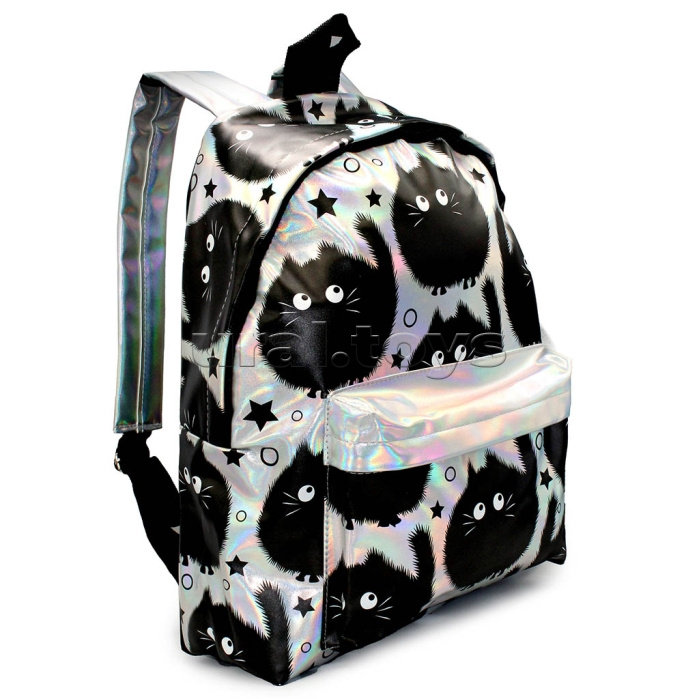 Рюкзак мягкий "Коты-пушистики" на кожзаме,1 отделение на молнии с подкладкой, большой передний карман, внутренний карман, усиленно дно "тилит", усиленные лямки. Материал - серебристый кожзам с полноцветной печатью, размер 39х30х14см.