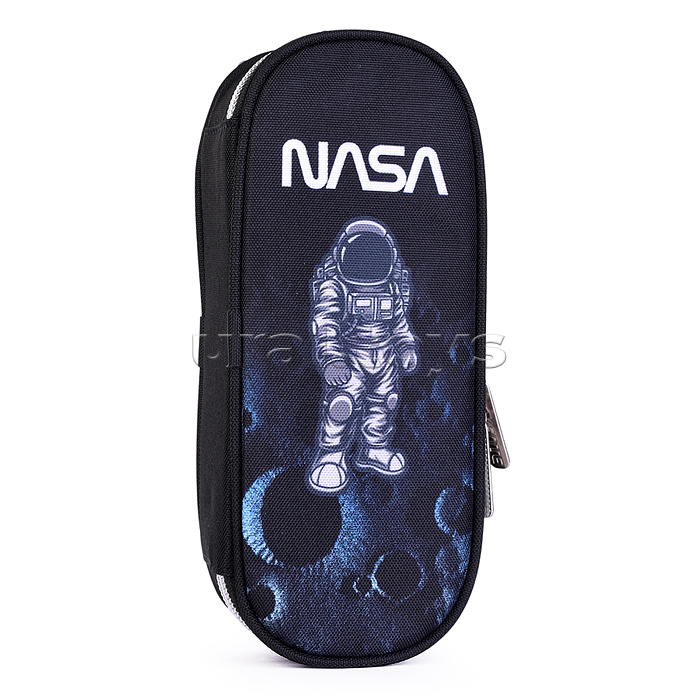 Пенал "NASA" 21x8x5 см, овальный для 50 предметов, с внутренним органайзером-створкой, плотный износостойкий полиэстер с водоотталкивающей пропиткой, на молнии Пенал "NASA" 21x8x5 см, овальный для 50 предметов, с внутренним органайзером-створкой, плотный износостойкий полиэстер с водоотталкивающей пропиткой, на молнии