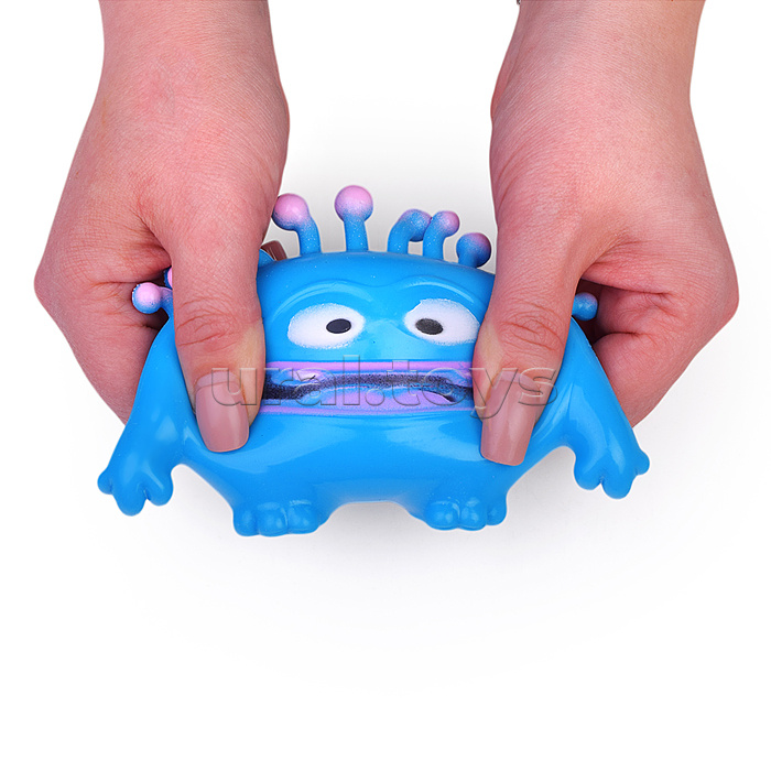 Игрушка-антистресс "Монстрик"