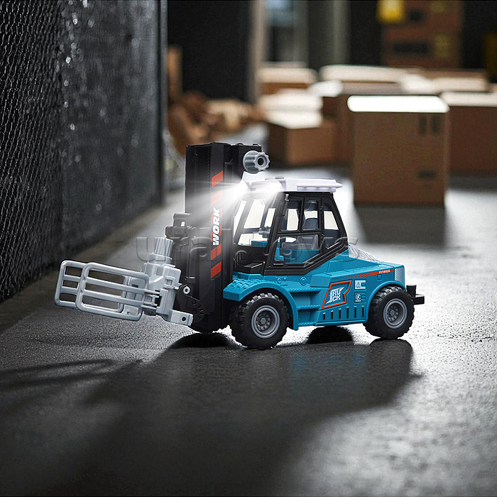 Машина "Погрузчик" с прицепом (свет, звук) в коробке