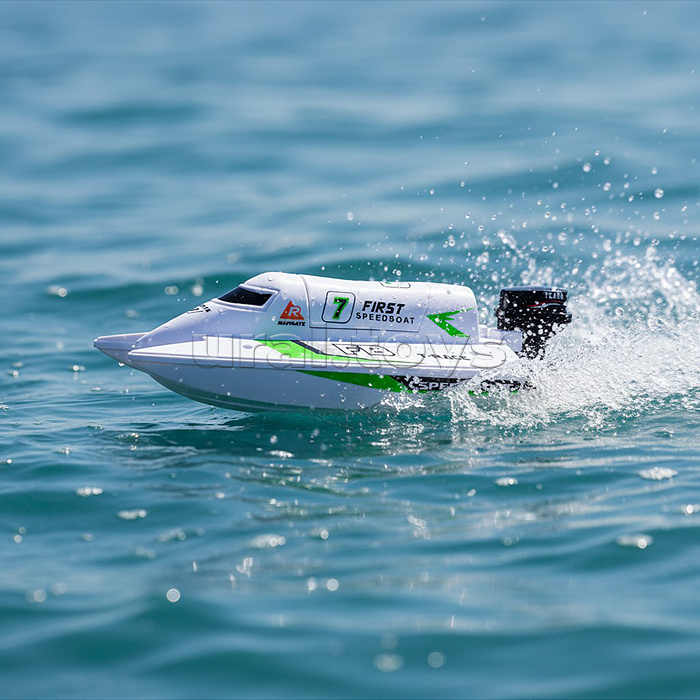 Лодка "Симфония" на батарейках, в коробке