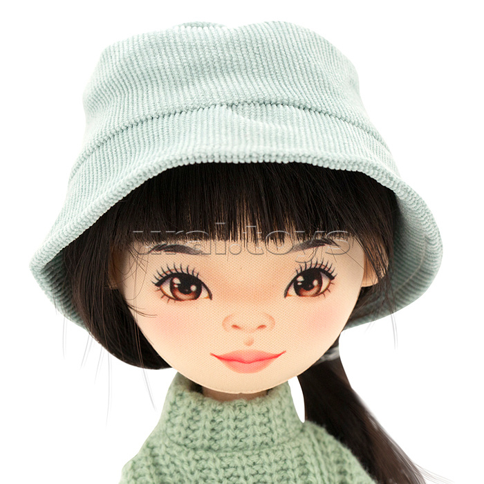 Кукла Lilu в зеленом свитере 32, серия: Весна Кукла Lilu в зеленом свитере 32, серия: Весна