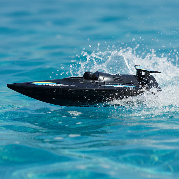 Катер "Вихрь" в коробке