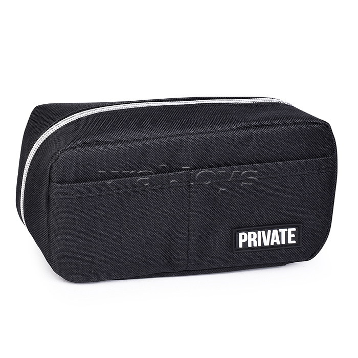Пенал "Private" 21x10x7 см, прямоугольный для 80 предметов, плотный износостойкий полиэстер с водоотталкивающей пропиткой, на молнии, 3 внутренних отделения с перегородками, 2 внешних кармана открытого типа, с каучуковой аппликацией, черный Пенал "Private" 21x10x7 см, прямоугольный для 80 предметов, плотный износостойкий полиэстер с водоотталкивающей пропиткой, на молнии, 3 внутренних отделения с перегородками, 2 внешних кармана открытого типа, с каучуковой аппликацией, черный