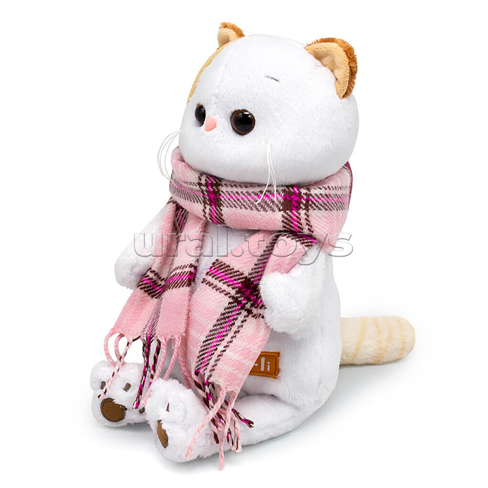 Кошка Ли-Ли в шарфе Кошка Ли-Ли в шарфе