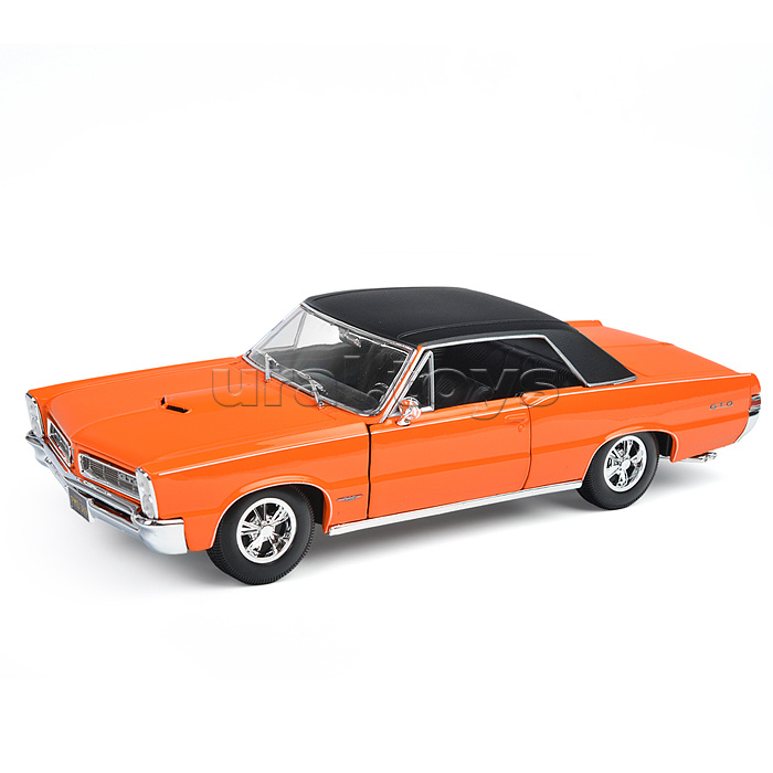 Машинка die-cast  1965 Pontiac GTO, 1:18, оранжевая, открывающиеся двери Машинка die-cast  1965 Pontiac GTO, 1:18, оранжевая, открывающиеся двери
