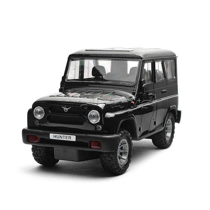 Машина UAZ Hunter 30 см, р/у (свет, черный) в коробке Машина UAZ Hunter 30 см, р/у (свет, черный) в коробке