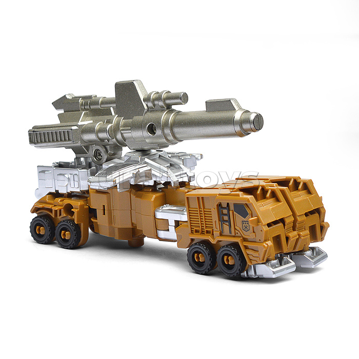 Робот "Боевой" трансформирующийся, в коробке