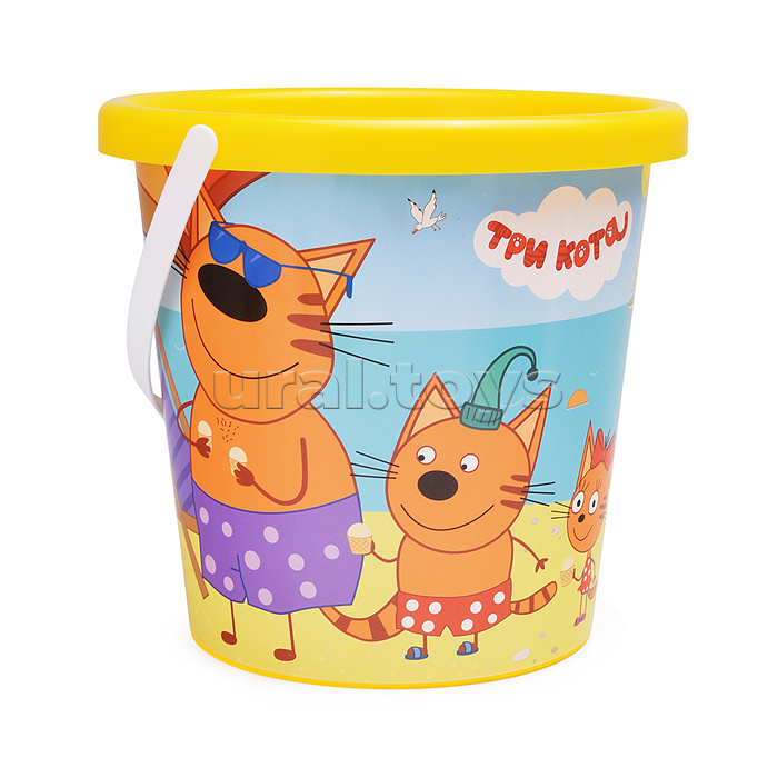 Песочный набор "Три кота" №16: Ведро с наклейкой, лопатка №5, грабельки №5, формочки (цветок + морской конёк + динозавр №1)