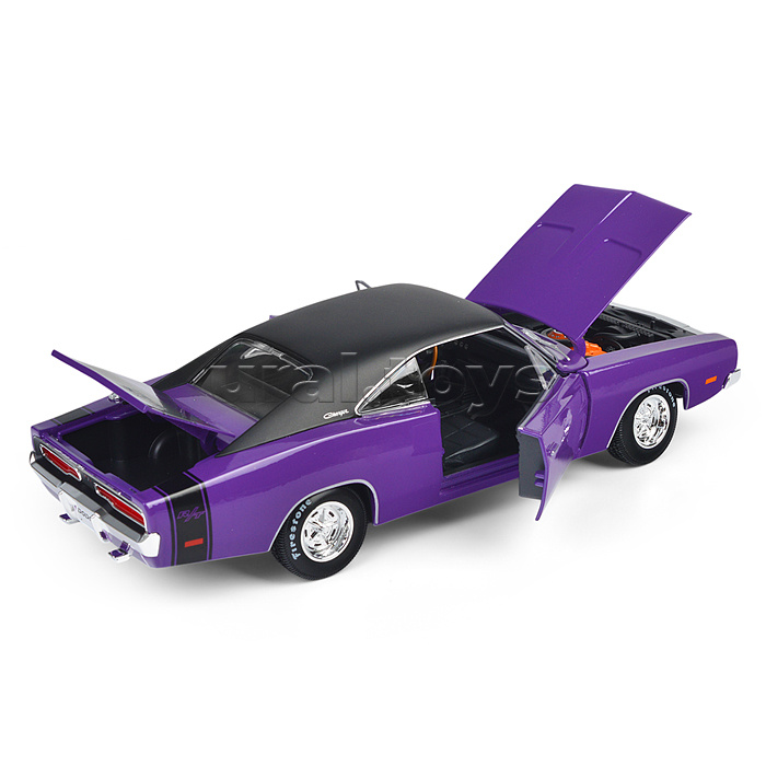 Машинка die-cast 1969 Dodge Charger R/T, 1:18,  фиолетовая, открывающиеся двери