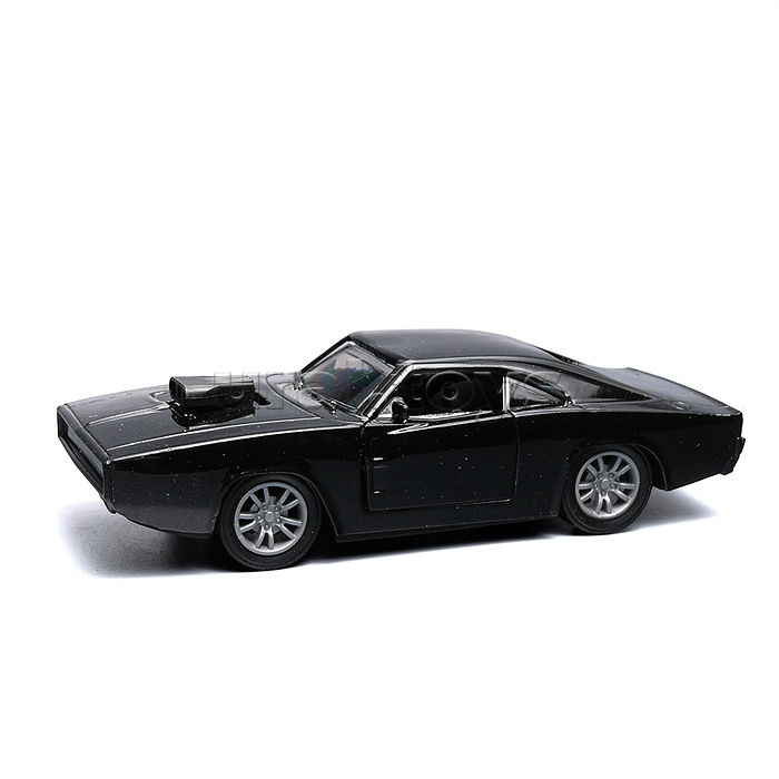 Чёрная инерционная машинка вид С die-cast , 1:32