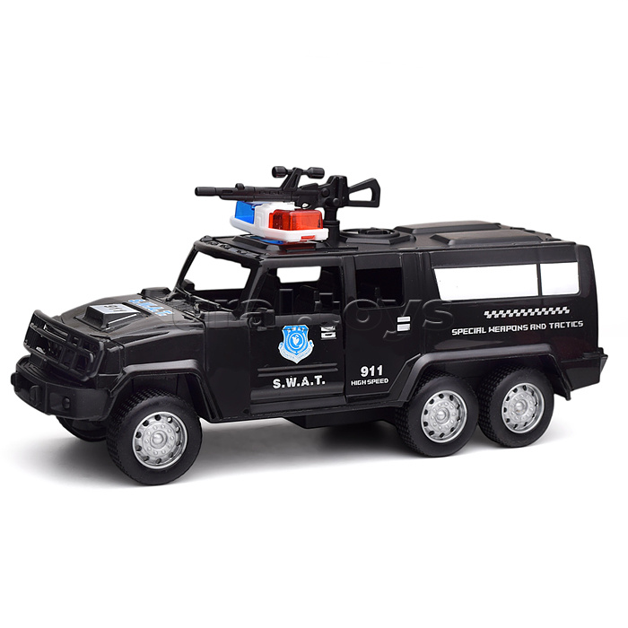 Машина "Вседорожник" под колпаком