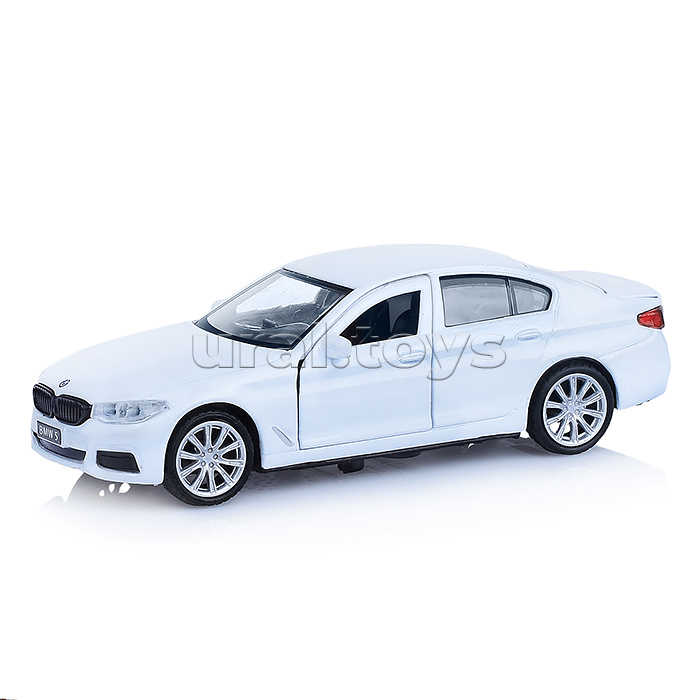 Машина металл BMW 5-ER Sedan M-Sport 12 см, (откр. двери, багаж, бел,) в коробке