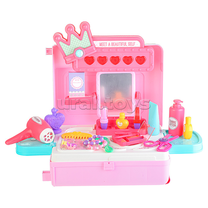 Игровой набор "Стилист" в чемодане Игровой набор "Стилист" в чемодане