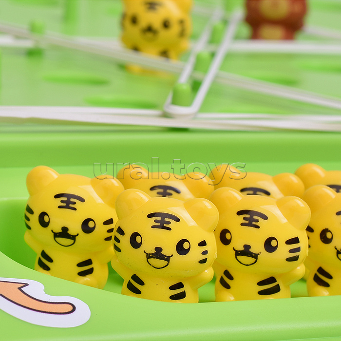 Игра настольная "Веселые животные" в коробке