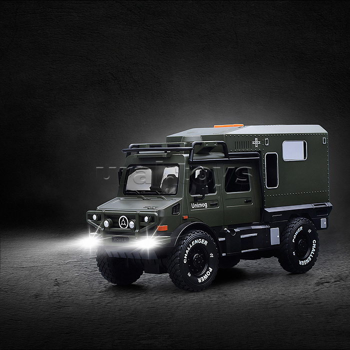 Машина "Armored car" (свет, звук) в коробке Машина "Armored car" (свет, звук) в коробке