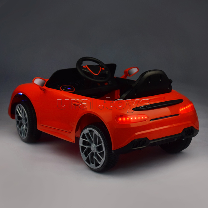 Электромобиль "Престиж" на аккумуляторе, с р/у управлением, в коробке (красный)