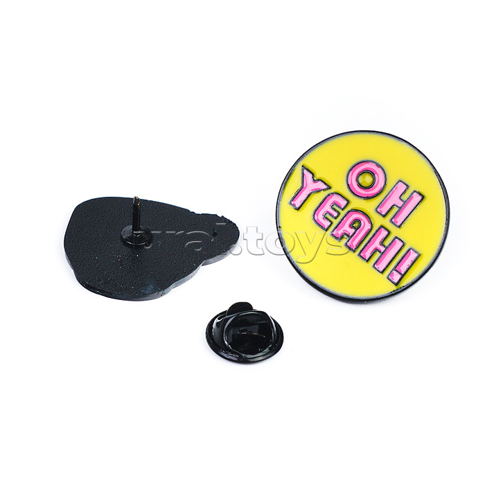 Набор значков "GAME" эмалированные, размер изделий: игровой планшет 3x2,6 см, круглый значок 2,3 см, восклицательный знак 1,8x2,5 см, чашка 2,6x2,2 см на карточке 7,0x9,5 см с пластиковым пакетом