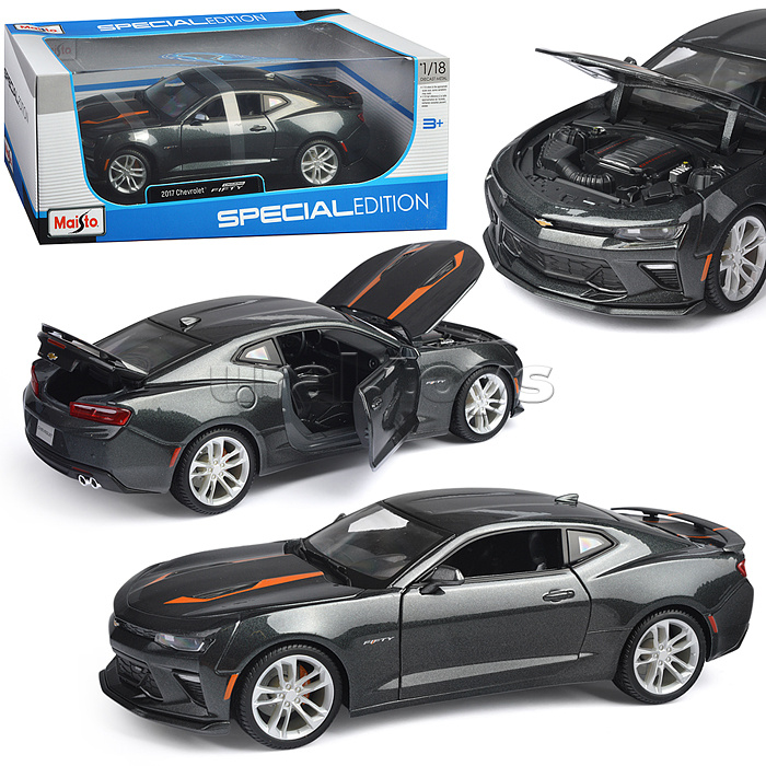 Модель "SP (B) - 2017 Chevrolet Camaro 50th Anniversary" 1:18 в коробке