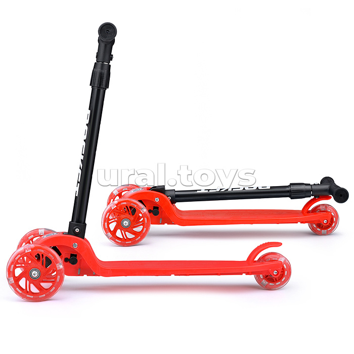 Самокат трёхколёсный ROCKET колёса световые PU, цвет красный