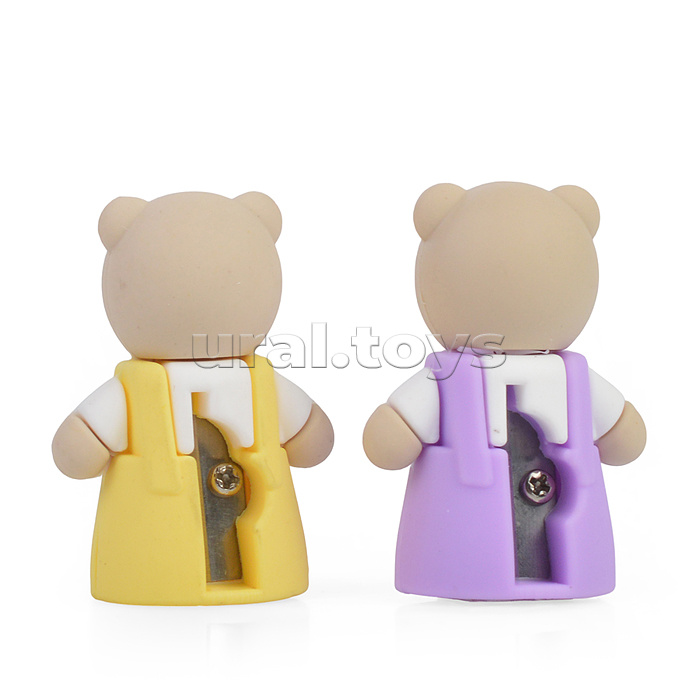 Точилка пластиковая "Мишка" 4,5х4 см. в дисплее