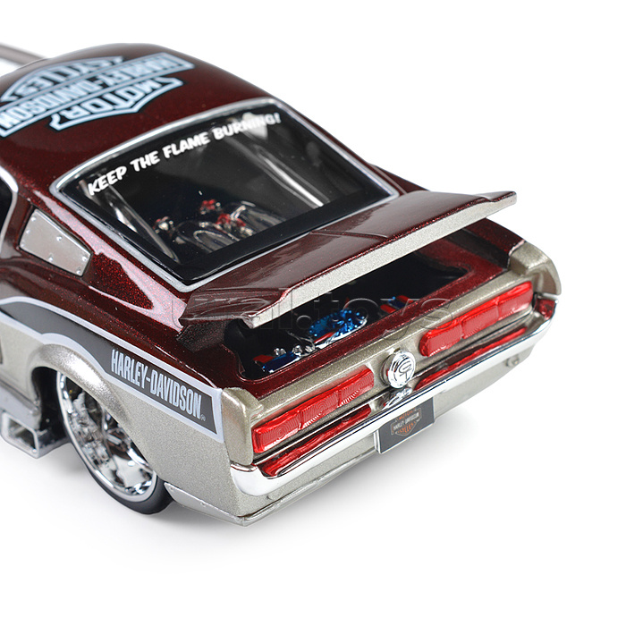 Кастомизированная машинка die-cast Harley-Davidson 1967 Ford Mustang GT, 1:24, чёрно-оранжевая