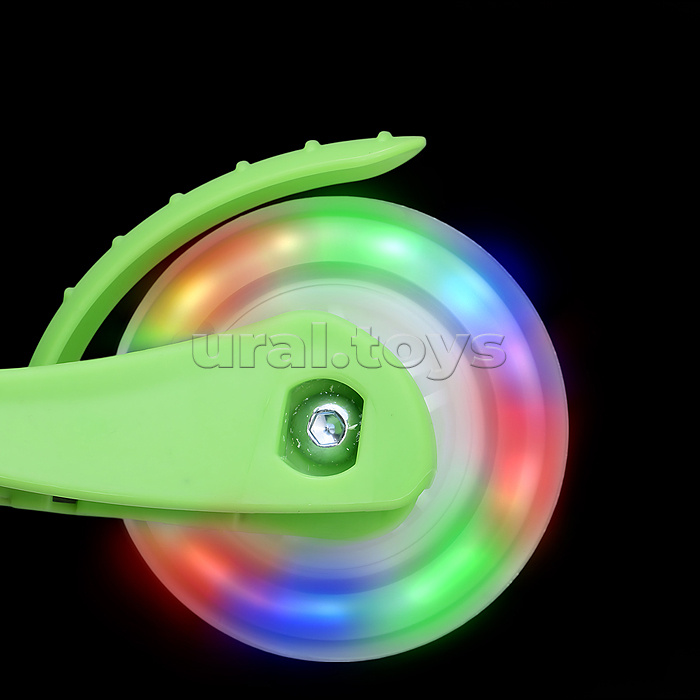Самокат трёхколёсный ROCKET колёса световые PU, цвет салатовый